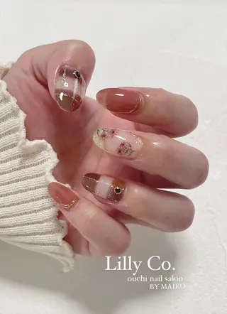 ネイル Lilly Co.のネイルデザイン
