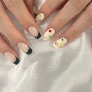 ネイル MODA MANAMIᵕ̈のネイルデザイン