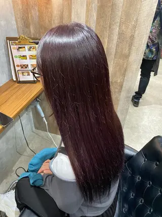 ロング カラー CAFE  and  HAIR  SALON  re:verb所属・今枝莉菜 上品なツヤカラーのヘアスタイル