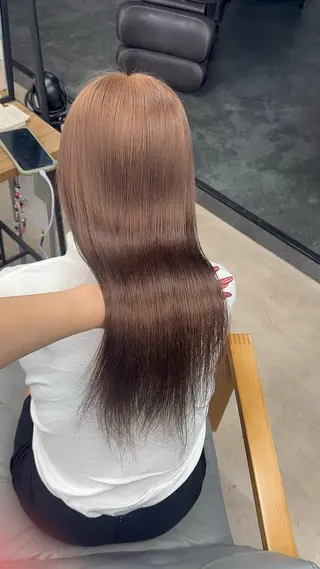 セミロング 💗ツヤ髪ハイトーン 💗RIKOのヘアスタイル