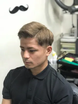 ショート OR BARBER所属・本日今からでも可 ヒガ　ツバサのヘアスタイル
