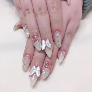 ネイル SOLelbio所属・平出 綾のネイルデザイン