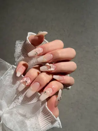 ネイル I-nailロング /ワンホン/キラキラのネイルデザイン