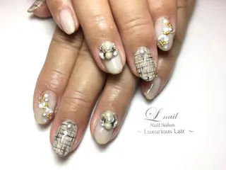ネイル Li'leaNail AINAのネイルデザイン