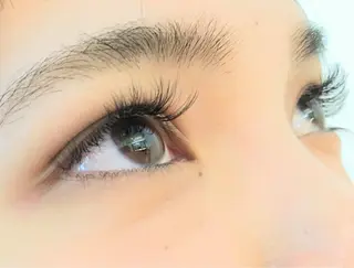 マツエク・マツパ Eyelash  Salon FAXIA大宮店所属・FAXIA Mihoの眉毛・アイブロウイメージ