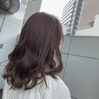 セミロング カラー 山崎 絵莉香のヘアスタイル