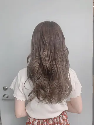 ロング カラー Lauburu  bat.hair渋谷2号店所属・. YUIのヘアスタイル