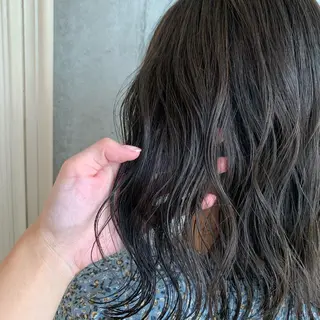カラー サソウ ユリエ🥥のヘアスタイル