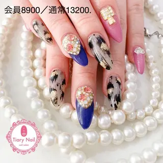 ネイル 💗🪽Tiary Nail🪽💗のネイルデザイン