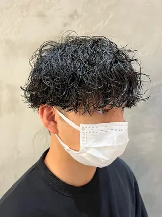 ショート パーマ メンズ fifth JINGUMAE所属・波巻きスパイラルパー マ/シャドウパーマ駿のヘアスタイル