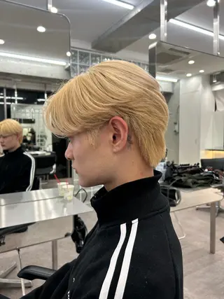 カラー メンズ ミルクティーベージュ /sara💛のヘアスタイル