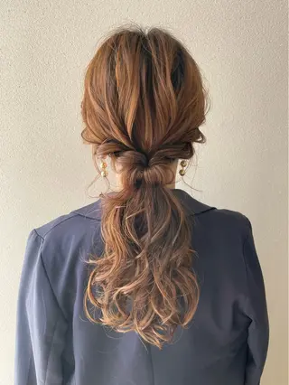 ロング ヘアアレンジ 沢田 瞳のヘアスタイル
