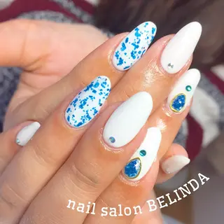 セミロング ネイル 毛利 ゆりあのエステ・リラクイメージ