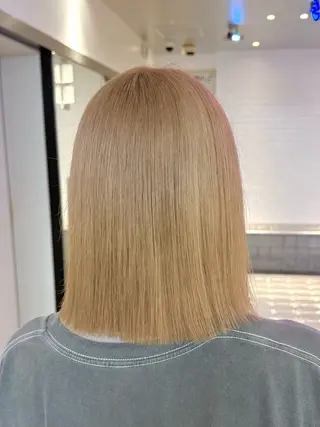 ショート カラー ザクザクレイヤー 🍀/ブリーチ/小田のヘアスタイル