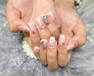 ネイル Pretty Nail Salon     　(ジェル&ケア)所属・Pretty Nail Salonのネイルデザイン