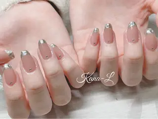ネイル 芦辺 香奈のネイルデザイン