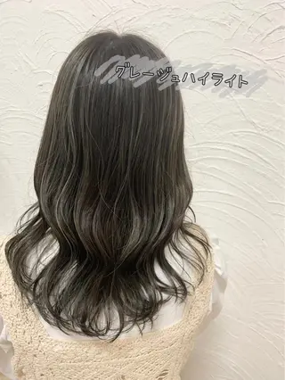 ミディアム カラー 菅野 愛のヘアスタイル