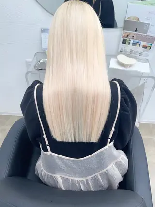 ロング 吉田 彩華のヘアスタイル