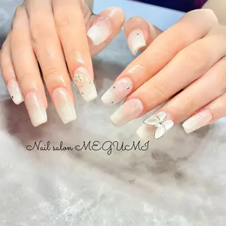 ネイル Nail salon MEGUMIのネイルデザイン