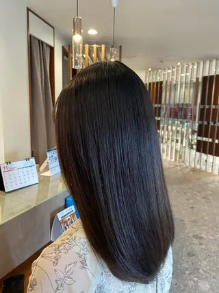 セミロング カラー 関 真理菜のヘアスタイル