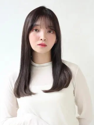 ロング inity Esakaのヘアスタイル