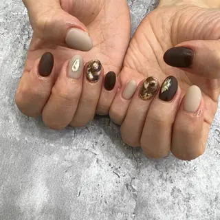 ネイル ✨絶対に褒められる 店長"Momonaのネイルデザイン