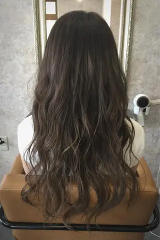 ロング ank classic hair【アンククラシックヘアー】所属・バレイヤージュ ハイライト　齋藤祐哉のヘアスタイル