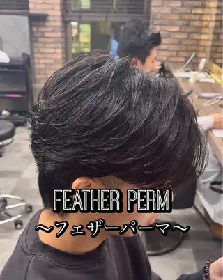 パーマ メンズ センターパート/フェ ザー🔥SHUYAのヘアスタイル