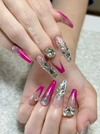 ロング Rola kira 麗のネイルデザイン