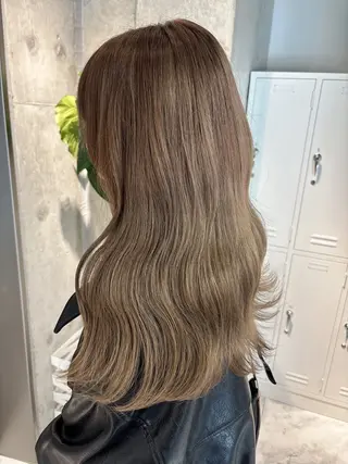 ミディアム カラー rina／ベージュ ワンホン/韓国ヘアのヘアスタイル