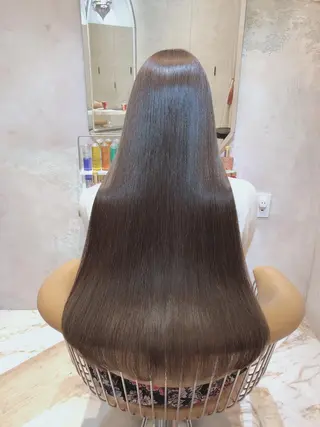 ミディアム 代表山口ひな 髪質改善のプロのヘアスタイル