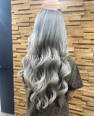 ロング カラー ハイトーン&エクステ 横浜/RIEのヘアスタイル
