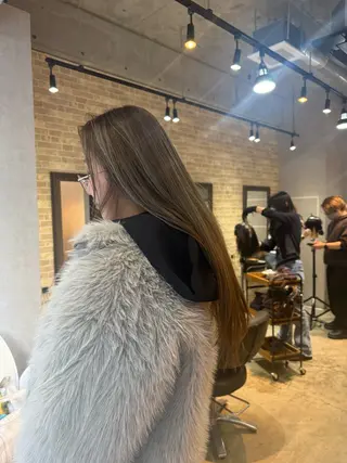 ロング カラー 🫧透明感カラー🫧 小松美穂のヘアスタイル