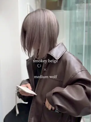 ミディアム カラー CHERIEブリーチ ダブルカラー　天神のヘアスタイル