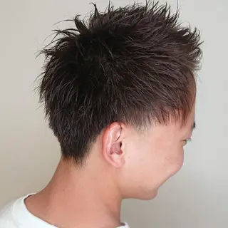 メンズ ブリーチ/ヘアケア/ 艶髪/イギチハルのヘアスタイル