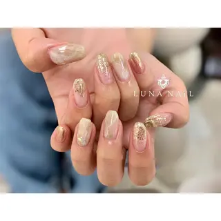 ネイル アトリエ　ミモザ所属・いまむら あかりのネイルデザイン