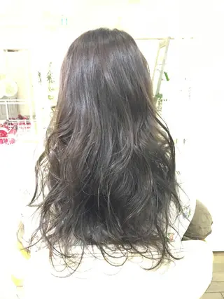 ロング カラー ヘアアレンジ Tina所属・「Tina」一木 智之のヘアスタイル