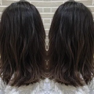 ミディアム カラー 山北 咲子のヘアスタイル