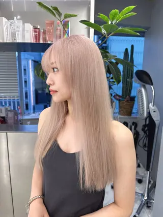 ロング カラー ヘアアレンジ 新宿店長 🦄ブリーチYUGOのヘアスタイル