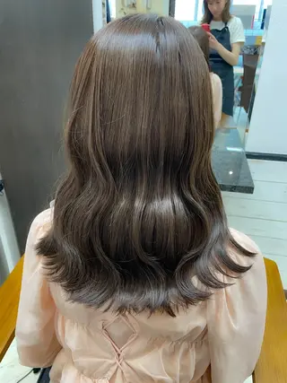 セミロング 【ヌーベルバレ】 ゆきみのヘアスタイル