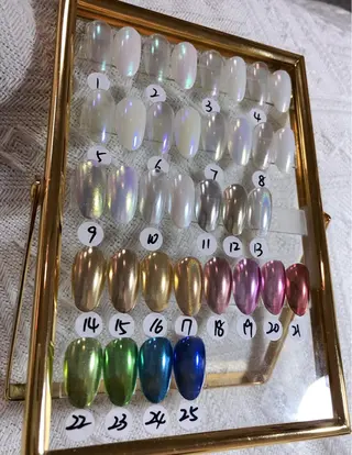 ネイル VIVIAN リサのネイルデザイン