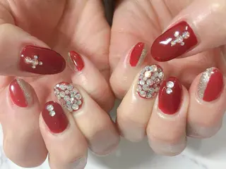 ネイル ネイル＆フラワーサロン〜Ri✦hiro〜鳥栖店所属・HIRATA RIEのネイルデザイン