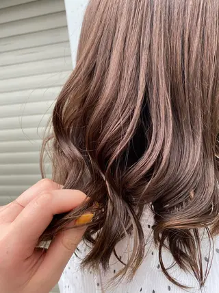 セミロング カラー ヘアアレンジ お任せヘア☘️☘️ 及川渚のヘアスタイル