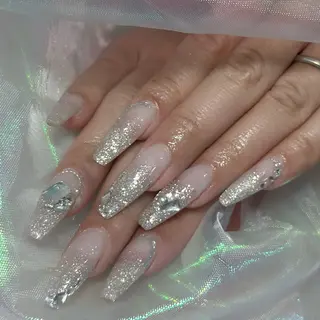 ネイル LAVISH nanamiのネイルデザイン