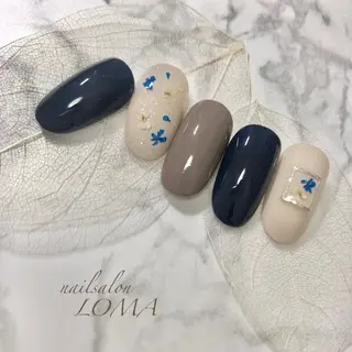 ネイル m-nail所属・m-nail 🌙minamiのネイルデザイン