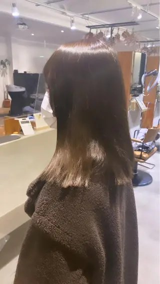 ミディアム 各務原/カラー/ブリ ーチお任せください!のヘアスタイル