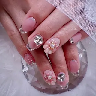 ネイル She   Nail所属・ISA_ BELLAのネイルデザイン