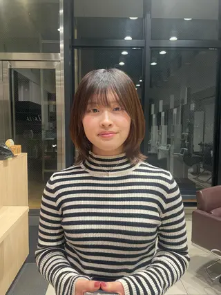 ミディアム 小池 夏生のヘアスタイル