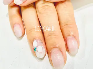 ネイル 13日3980円‼️ マグもデザインも◎のネイルデザイン