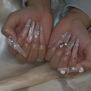 ネイル la vie  Luire所属・la vie Luire ｱｽｶのネイルデザイン